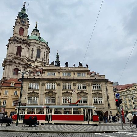 Unique Charles Bridge 2Bdr Apartment. Πράγα Εξωτερικό φωτογραφία